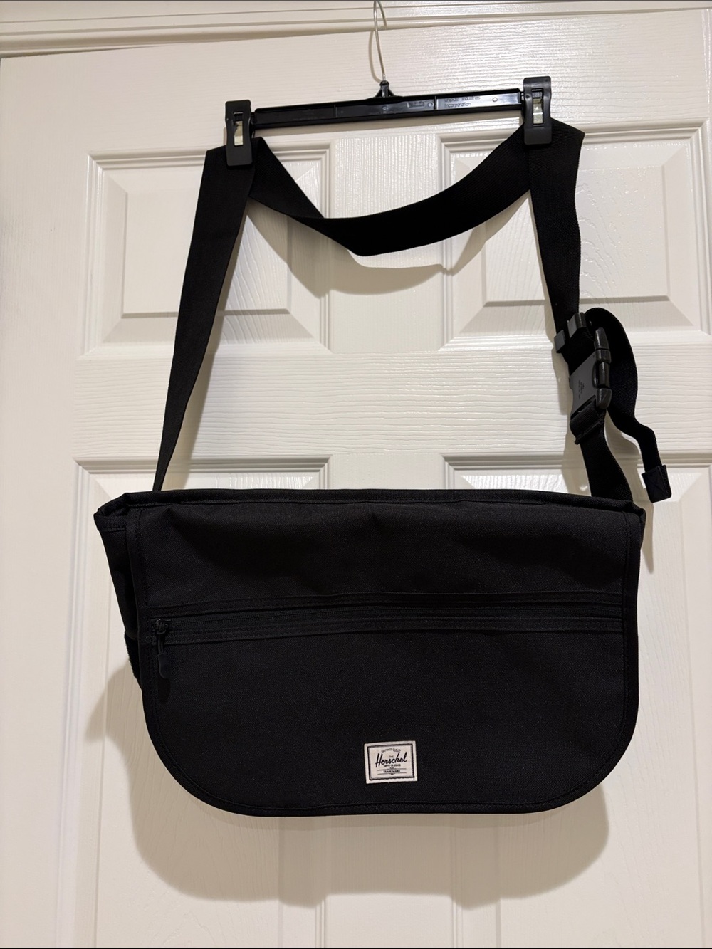 Herschel Black Canvas Messenger Bag